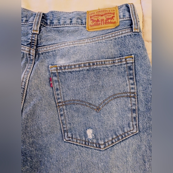 Levi's Women's Jeans 94 Baggy Light Wash Ripped Knee Size 31 10/12 Y2K 90s Mom - Picture 3 of 5